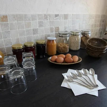 Le Douitel Bed and Breakfast 3*