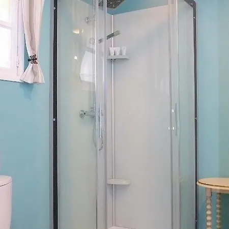 Le Douitel Bed & Breakfast Roncey